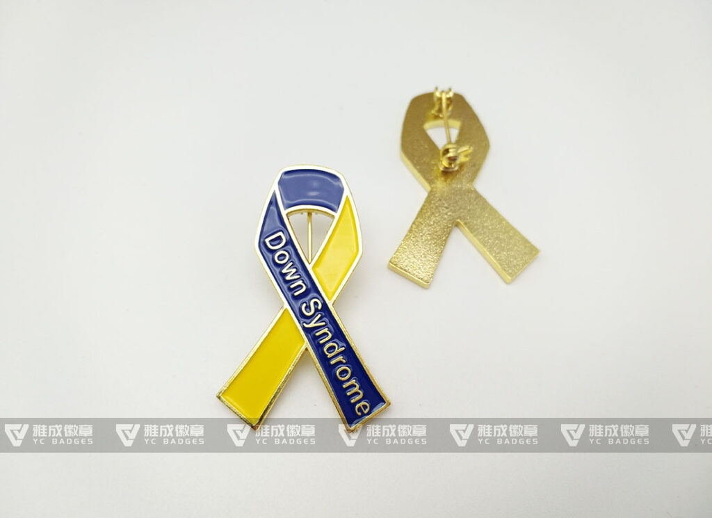 High quality Gold Lapel Pin