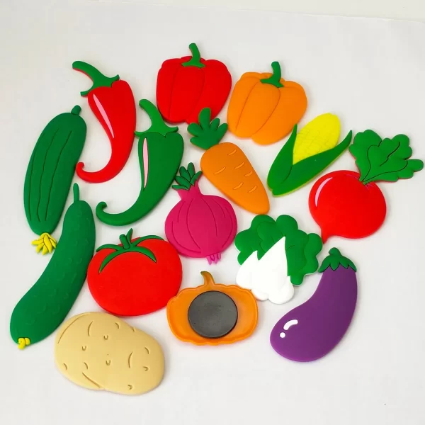 Custom Fashion Cartoon Heart Shaped Promotional Gift Fridge Magnet Sunflower Smiley PVC Home Decoration Refrigerator Magnet