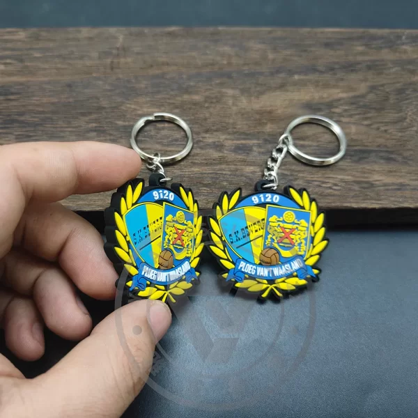 Factory Custom Football Team PVC Keychains OEM ODM Design Bulk Wholesale Supply