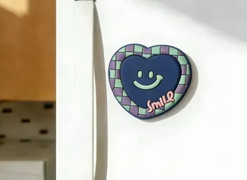 Bulk Custom Stylish Minimalist Heart Smiley Silicone Fridge Magnet Promotional Gift