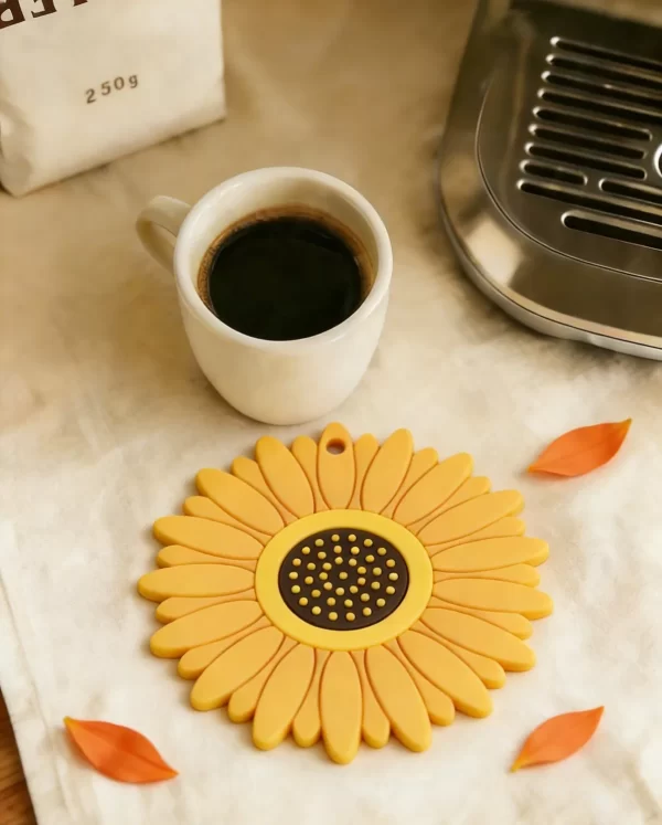 Custom Silicone Flower Shape Non-Slip Heat-Resistant Drink Coaster Home Table Mat Decor